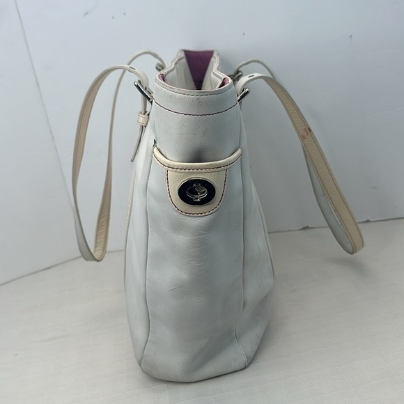 Coach Gallery Large Tote - Picture 5 of 11